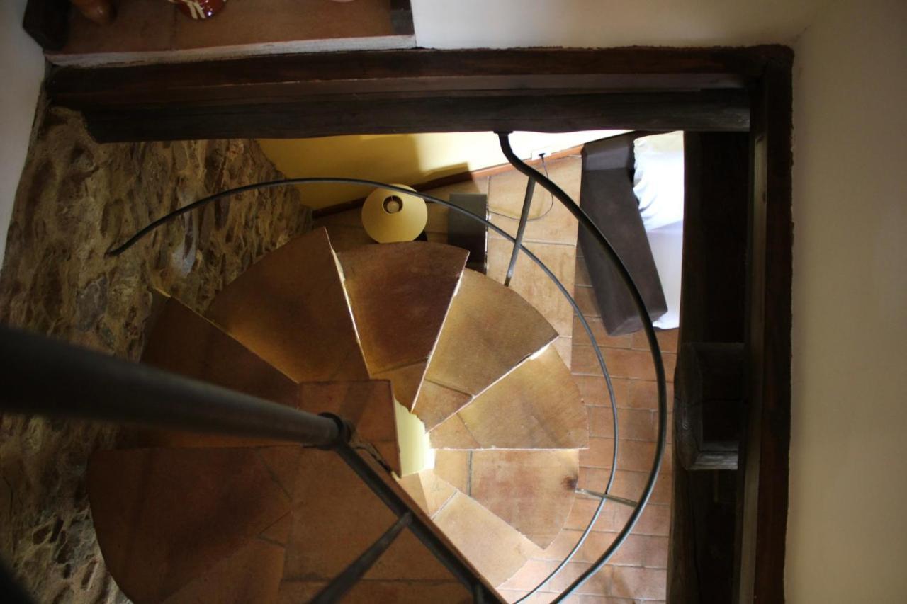 Apartaments Rurals Ai Manyac San Miguel de Cruilles ภายนอก รูปภาพ