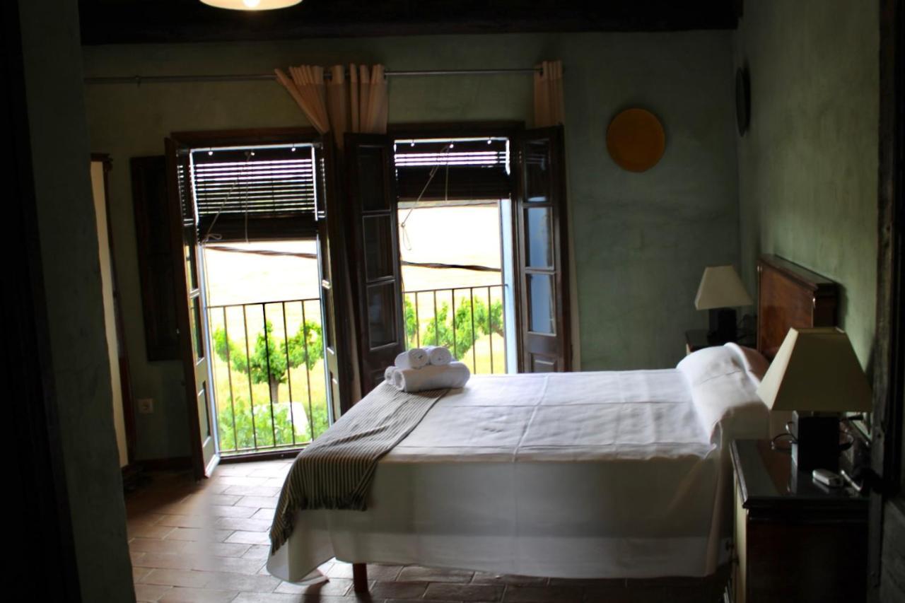 Apartaments Rurals Ai Manyac San Miguel de Cruilles ภายนอก รูปภาพ