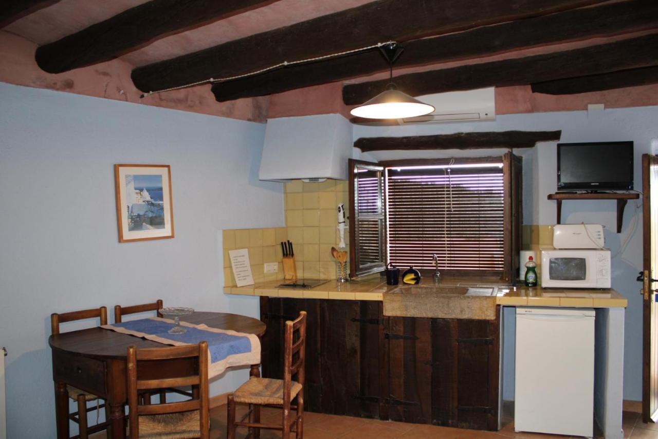 Apartaments Rurals Ai Manyac San Miguel de Cruilles ภายนอก รูปภาพ